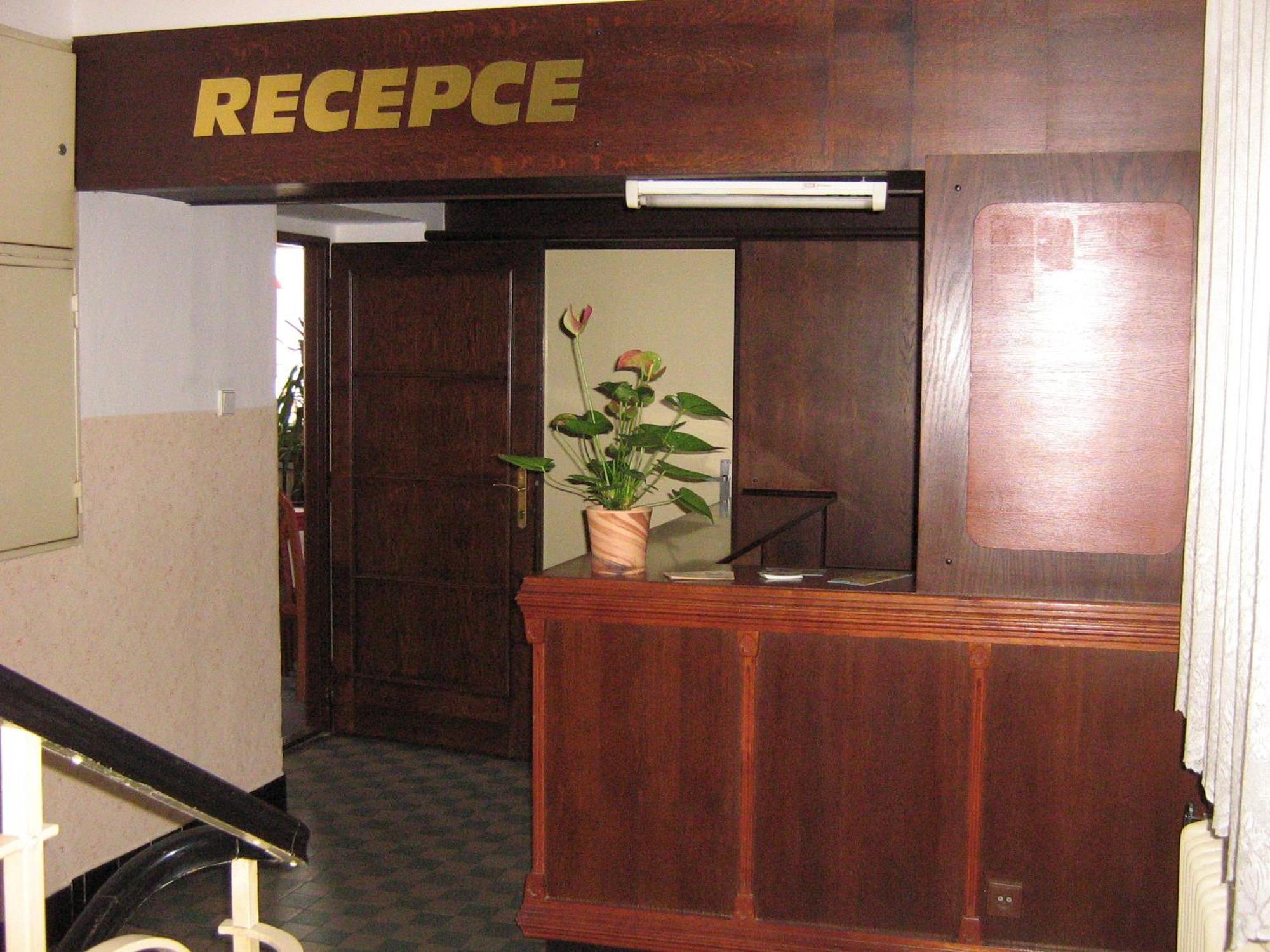 Hotel Srejber Červený Kostelec Zewnętrze zdjęcie