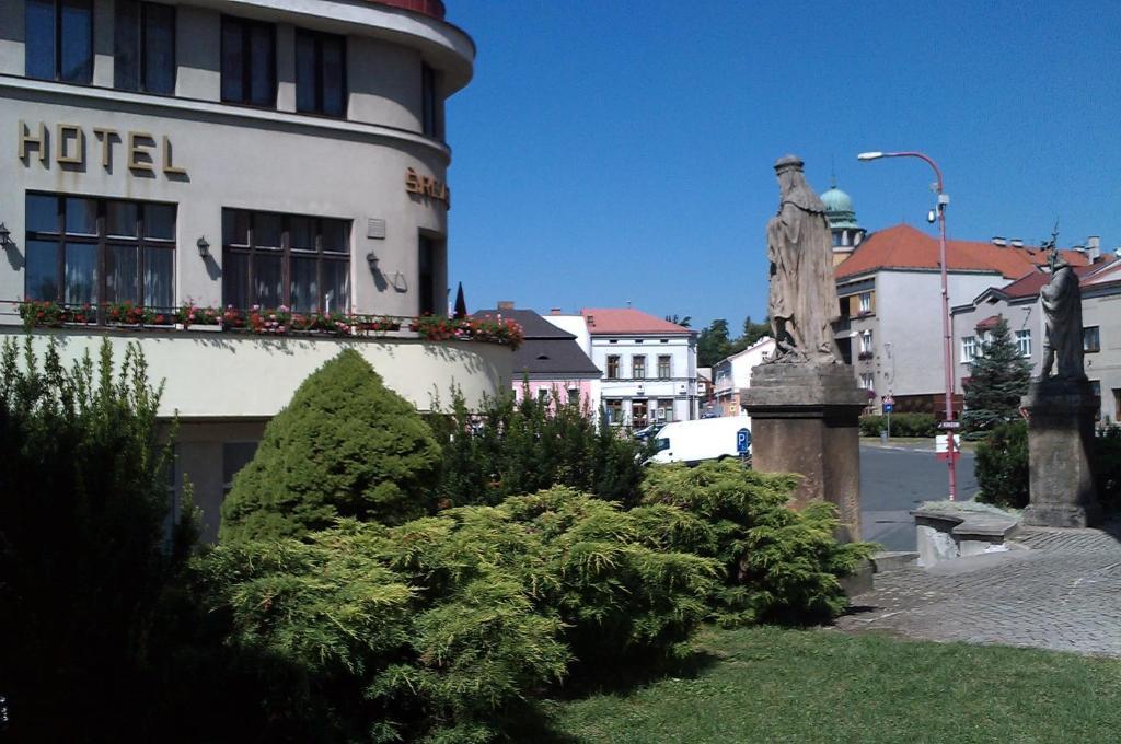 Hotel Srejber Červený Kostelec Zewnętrze zdjęcie