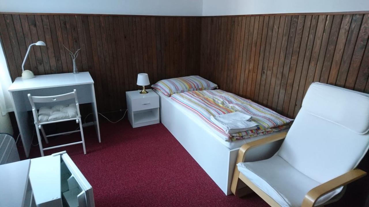 Hotel Srejber Červený Kostelec Zewnętrze zdjęcie