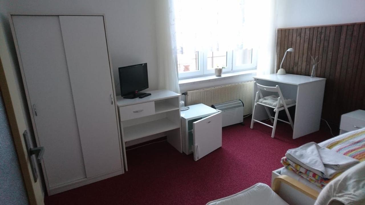 Hotel Srejber Červený Kostelec Zewnętrze zdjęcie