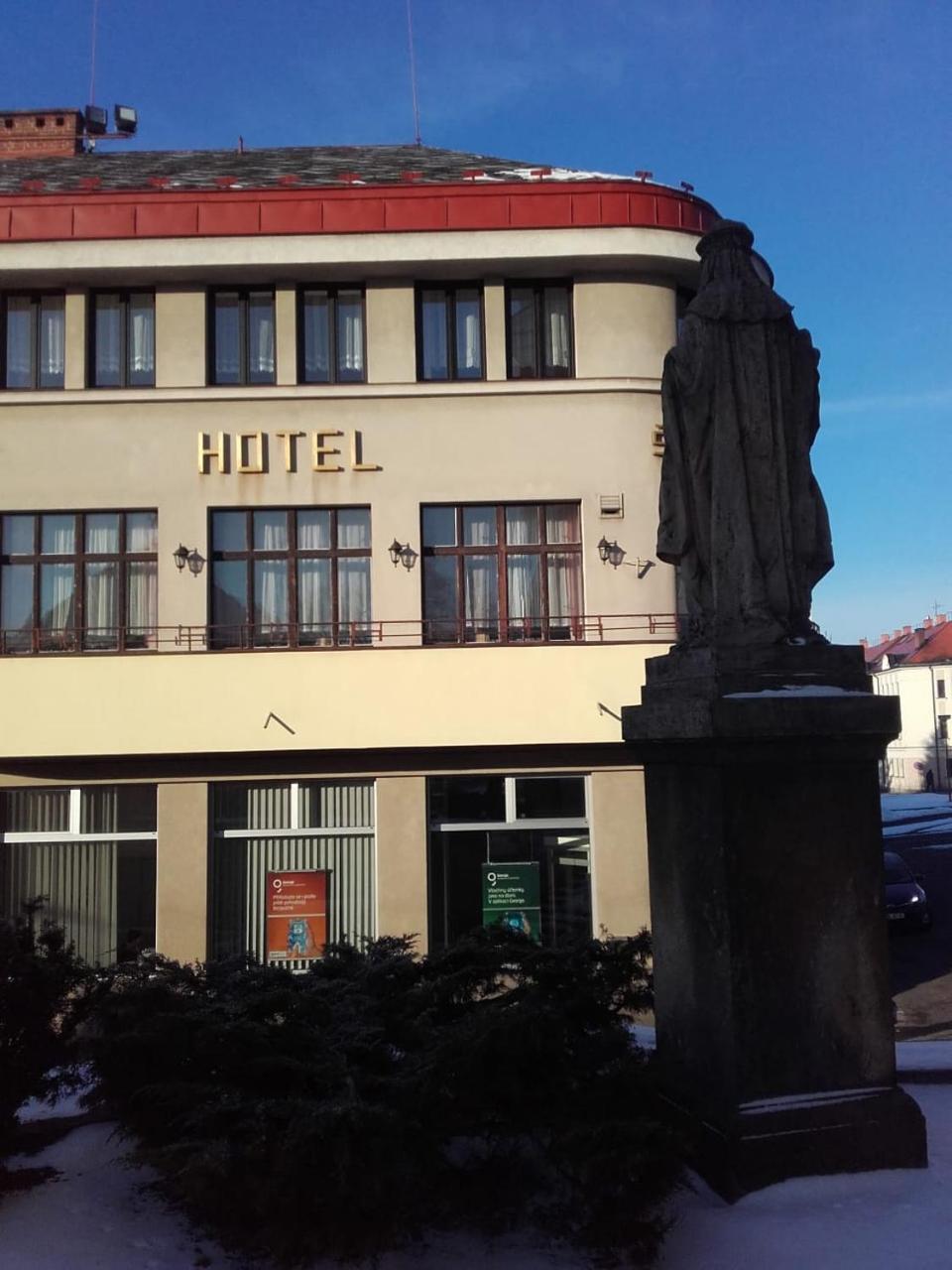 Hotel Srejber Červený Kostelec Zewnętrze zdjęcie
